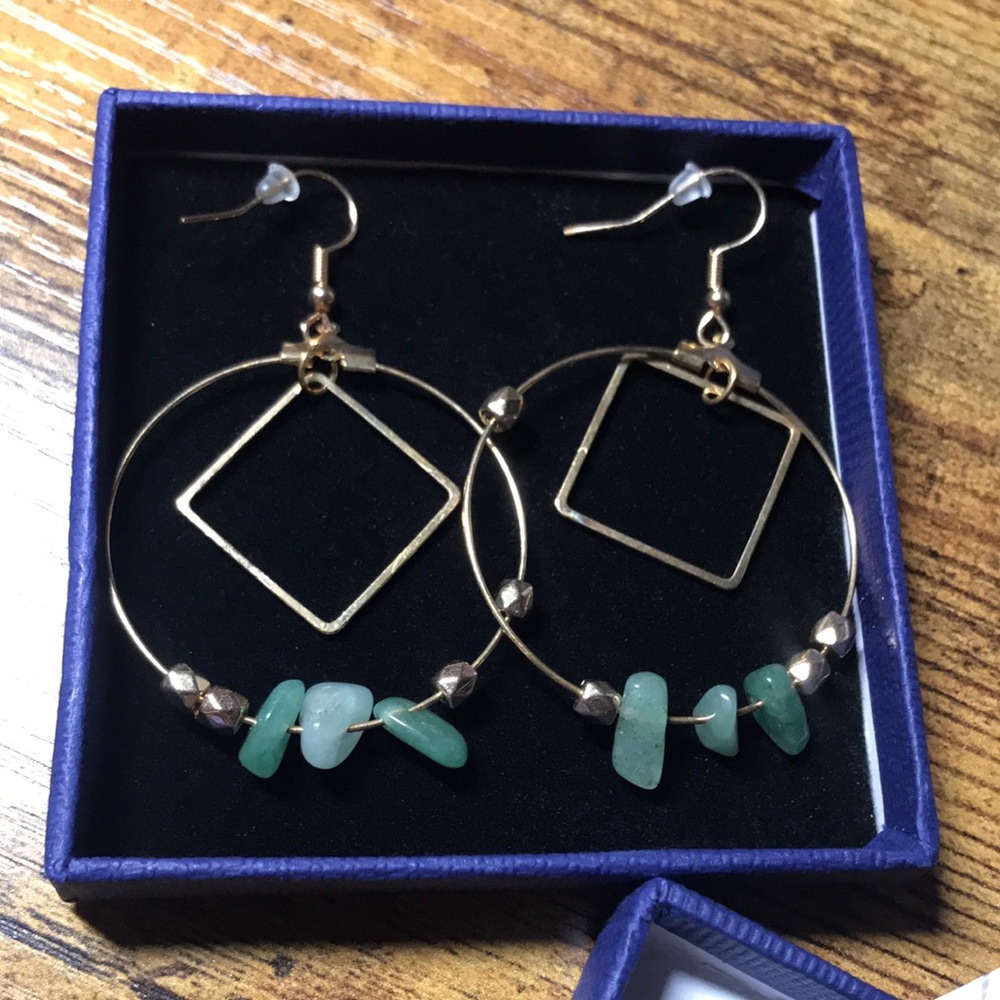 New artisan made gold fashion earrings with green chips, gift box/card